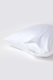Homescapes Sateen Cotton Continental Pillowcase 400 TC, 60 x 60 cm in White - thumbnail 3