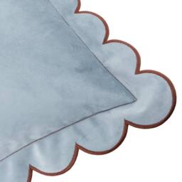 Furn Lil Scallop Velvet Cushion in Blue - Size: 45 cm x 45 cm - thumbnail 5