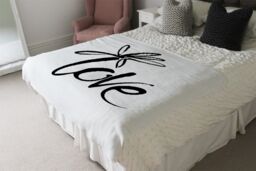 Benjamin Tate Design Love Type Blanket in Natural - Size: 120 cm x 150 cm - thumbnail 3
