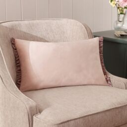 Wylder Tilly Velvet Frill Reversible Cushion in Pale Pink - Size: 30 cm x 50 cm - thumbnail 5