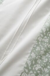Dreams & Drapes 'Tess' Easy Care Ditsy Floral Leaf Print Duvet Cover Set in Green - Size: King - thumbnail 3
