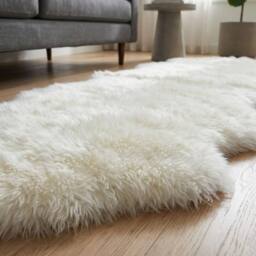 Garden Greatness Maison Blanc Double Faux Fur Accent Rug - Size: 45 cm x 75 cm - thumbnail 2