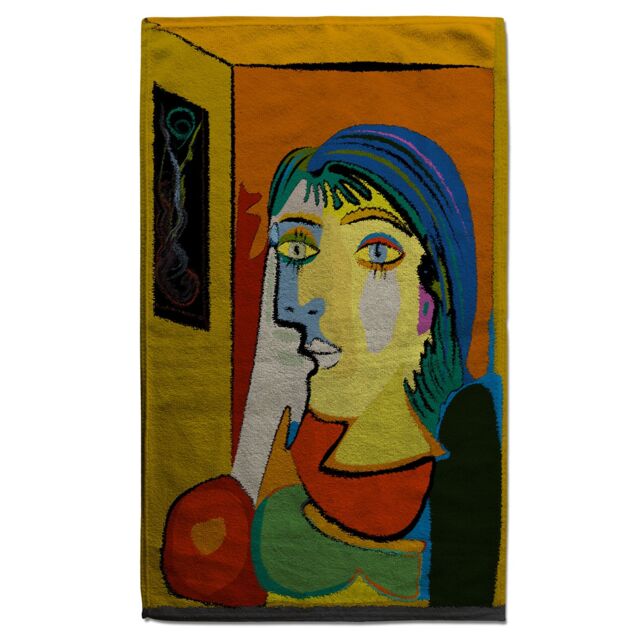 Benjamin Tate Design thinking woman Designer Bath Towel in Green - image 1