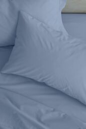 Catherine Lansfield 'Easy Iron Percale' Standard Pillowcase Pair in Blue - Size: Standard Pillow Case - thumbnail 1