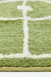 Homescapes Cotton Tufted Football Pitch Kids Rug in Green - Size: 60 cm x 100 cm - thumbnail 3