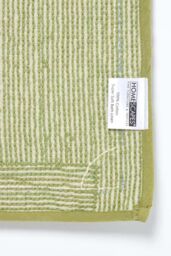 Homescapes Cotton Tufted Football Pitch Kids Rug in Green - Size: 60 cm x 100 cm - thumbnail 5