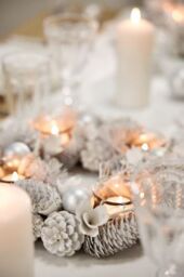 Dibor White Frosted Round Table Centrepiece Christmas Decoration Candle Holders Tealight Holder 30cm - thumbnail 3