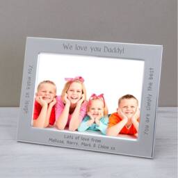 Uniqueful Men's Personalised I or We Love You Daddy Silver Plated Frame 7 x 5 - thumbnail 3