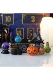 KDMD Shelf of Shadows 12-Day Halloween Advent Calendar in Blue - thumbnail 6