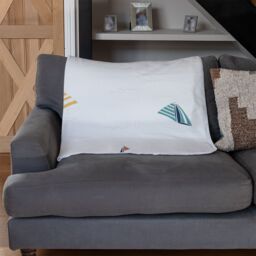 Benjamin Tate Design Striped Sailboats Blanket in Natural - Size: 120 cm x 150 cm - thumbnail 2