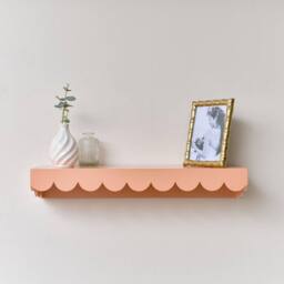 Melody Maison Large Peach Scalloped Wall Storage Shelf - 61cm in Pale Pink - thumbnail 2