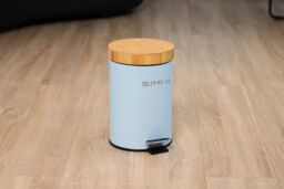simpa 3L Soft-Closing Pedal Dustbin with Bamboo Lid in Light Blue - thumbnail 3