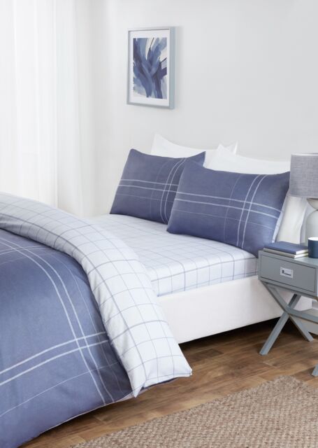 Rapport Home Hudson Microfibre Check Complete Duvet Cover Set With Pillowcase in Mid Navy - Size: King - image 1