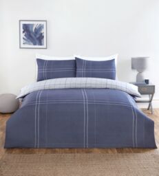 Rapport Home Hudson Microfibre Check Complete Duvet Cover Set With Pillowcase in Mid Navy - Size: King - thumbnail 3