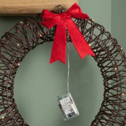 Samuel Alexander 50cm Battery Operated Christmas Wreath with Red Bow & 40 White LEDs in Brown - thumbnail 7