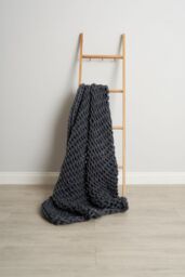BHS Chunky Cable Throw in Grey - Size: 130 cm x 160 cm - thumbnail 1