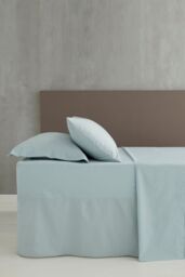 Catherine Lansfield 'Easy Iron Percale' Combed Polycotton 35cm Depth Sheet in Duck Egg Blue - Size: King Fitted - thumbnail 2