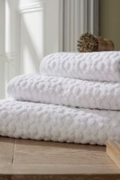 Murmur 'Fae Sculpted' Cotton Towel in White - Size: Bath Sheet - thumbnail 1