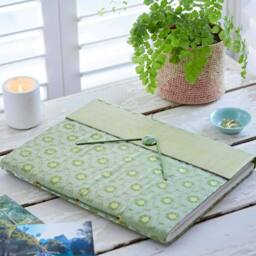 Paper High Extra Large Sari Fabric Photo Album in Green - thumbnail 1