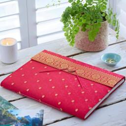 Paper High Extra Large Sari Fabric Photo Album in Green - thumbnail 6