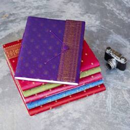 Paper High Extra Large Sari Fabric Photo Album in Green - thumbnail 2