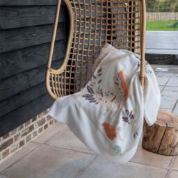 Benjamin Tate Design Life & Flowers Blanket in Natural - Size: 120 cm x 150 cm - thumbnail 4