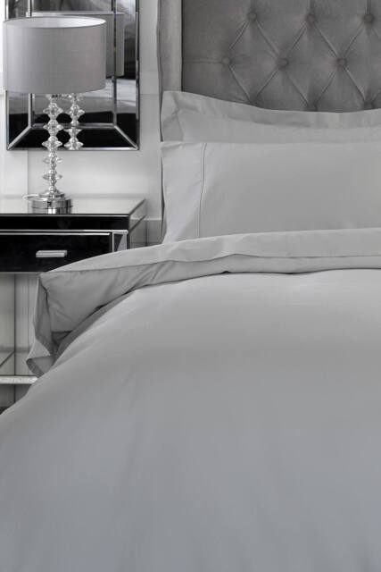 Belledorm Bamboo 300 Thread Count Duvet Cover in Light Grey - Size: Single - image 1