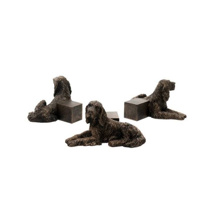 Jardinopia Irish Setter Plant Pot Feet - Set of 3 - L5 x W5.5 x H12.5 cm in Bronze - image 1