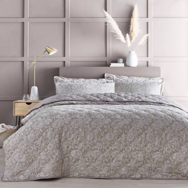 Portfolio Home Chatsworth Floral Quilted Bedspread Pillow Shams Throw Set 254x254cm in Natural - Size: 250 cm x 250 cm - image 1