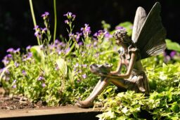 Marco Paul Sitting Fairy Outdoor Ornament Fairies Bronze Effect Resin - thumbnail 3