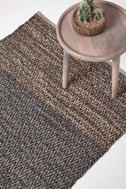 Homescapes Leather Handwoven Herringbone Rug in Grey - Size: 90 cm x 150 cm - image 1