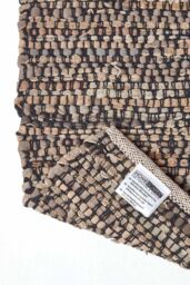 Homescapes Leather Handwoven Herringbone Rug in Grey - Size: 90 cm x 150 cm - thumbnail 5