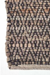 Homescapes Leather Handwoven Herringbone Rug in Grey - Size: 90 cm x 150 cm - thumbnail 3