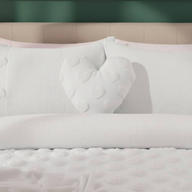 Snug City Heart Shaped Teddy Fleece Cushion Ultra Soft Plush Decorative Pillow in White - image 1