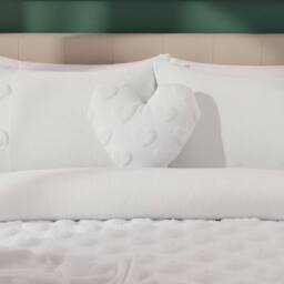 Snug City Heart Shaped Teddy Fleece Cushion Ultra Soft Plush Decorative Pillow in White