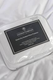 The Lyndon Company Quick Dry Quilted Mattress Protector - Deyongs 1846 in White - Size: King - thumbnail 4