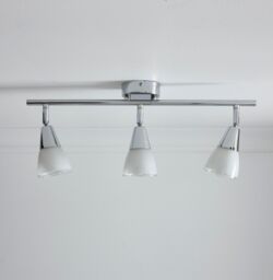 K LIVING Dione 3 Light Chrome Ceiling Fitting on a Single bar with Adjustable heads in Silver - thumbnail 3
