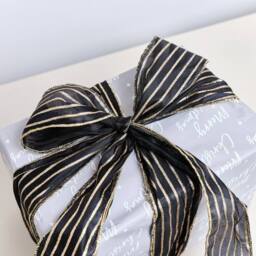 Melody Maison Large Black & Gold Striped Ribbon Christmas Garland - 270cm (2.7m / 106.3') - thumbnail 4
