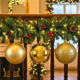 Shatchi Set of 3 - 25cm Christmas Baubles (Glossy, Matte, Glitter) Décor Pack in Gold - thumbnail 2