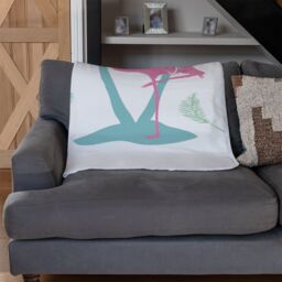 Benjamin Tate Design Palm & Flamingo Blanket in Natural - Size: 120 cm x 150 cm - thumbnail 2