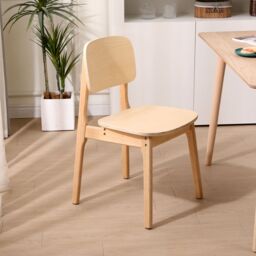 Nordlys Set of 2 Scandinavian Solid Wood Dining Room Chairs in Light Oak - thumbnail 3