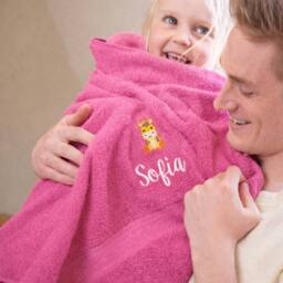 Duncan Stewart Kid's Personalised Giraffe Bath Towel in Pink - thumbnail 1