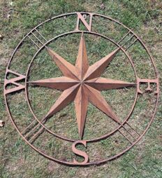 Inspirational Gifting Rust Coloured Metal Compass Screen Plaque 74cm in Brown - thumbnail 4