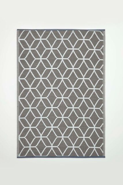 Homescapes Luxury Outdoor Rug Waterproof Reversible for Garden, Grey Geometric - Size: 120 cm x 180 cm - image 1