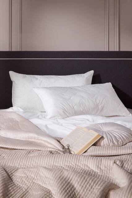 Snuggledown 2 Pack Hotel Luxury Cotton Quilted Kingsize Firm Side Sleeper Pillow in White - image 1