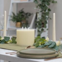 ValueLights LED Set of 2 Flickering Flameless Wax Candle Ivory Light Decoration - thumbnail 3