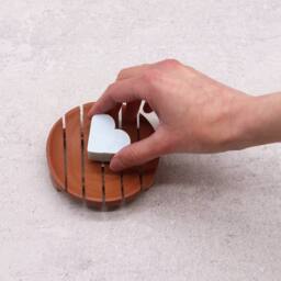 KDMD Classic Mahogany Soap Dish - Round in Brown - thumbnail 4