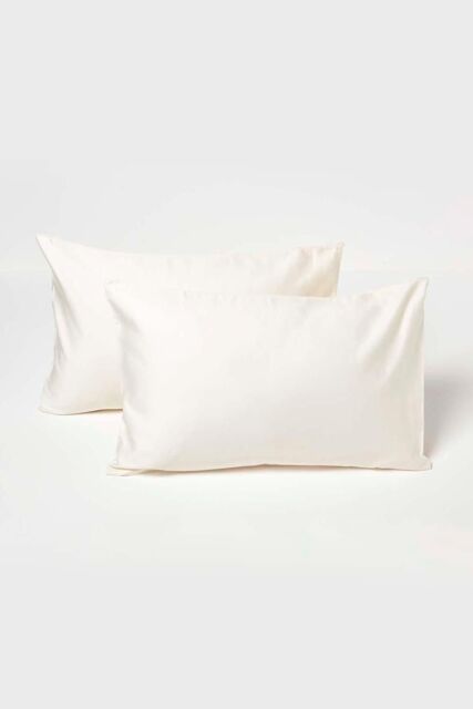 Homescapes Sateen Cotton Kids Pillowcases 40 x 60 cm 400 Thread Count, 2 Pack in Cream - image 1