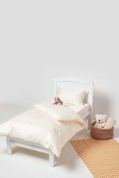 Homescapes Sateen Cotton Kids Pillowcases 40 x 60 cm 400 Thread Count, 2 Pack in Cream - thumbnail 4