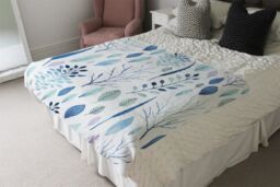 Benjamin Tate Design Winter Branches & Leaves Blanket in Natural - Size: 120 cm x 150 cm - thumbnail 3